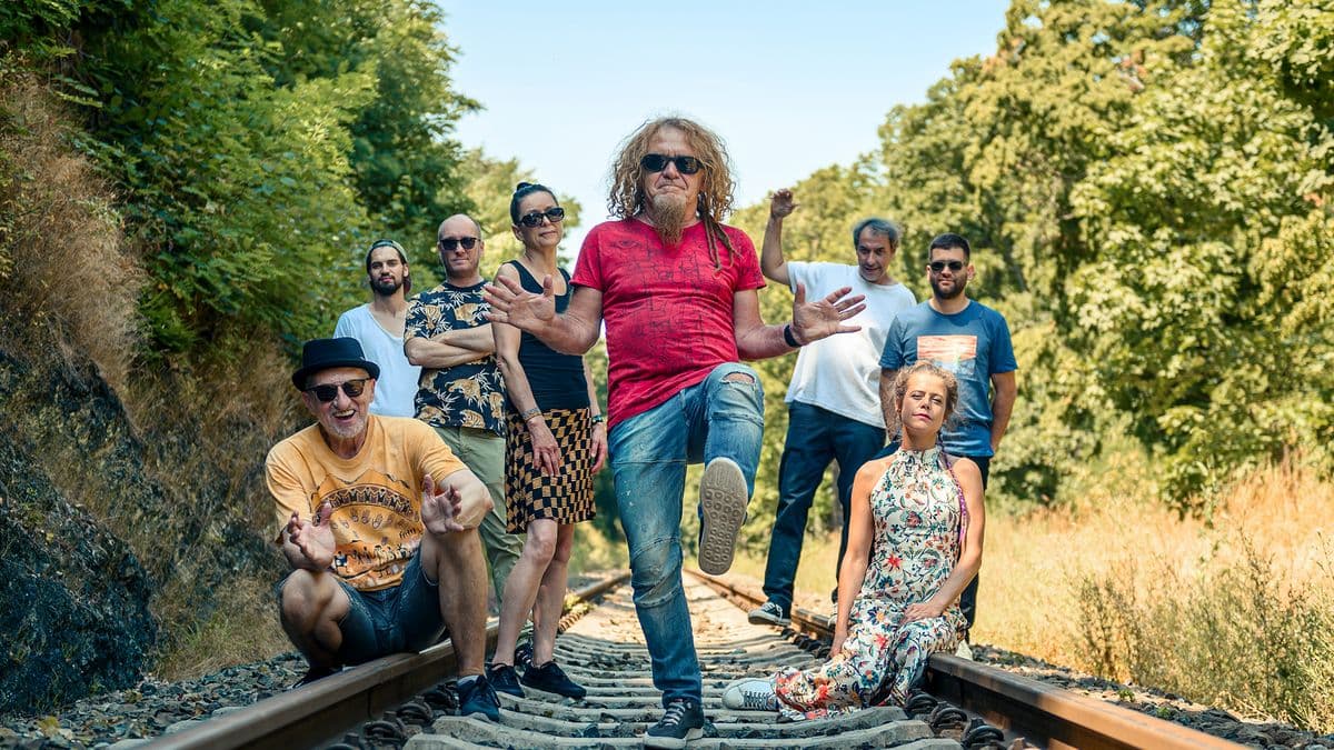 ŠVIHADLO &URBAN ROBOT V BUNKRU