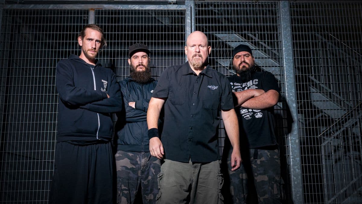 PRO-PAIN (USA) + STATUS PRAESENT